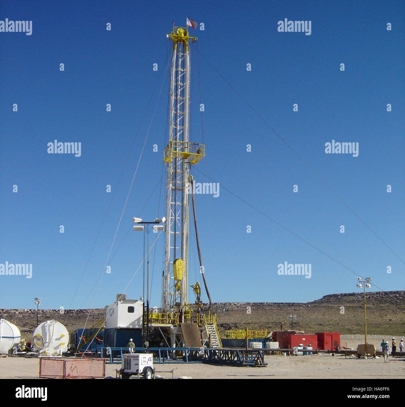 La ricerca al Nevada test Site si concentra sul monitoraggio delle acque sotterranee per comprendere l'impatto ambientale dei test nucleari passati, sostenendo il ripristino ambientale e la sicurezza. Foto Stock