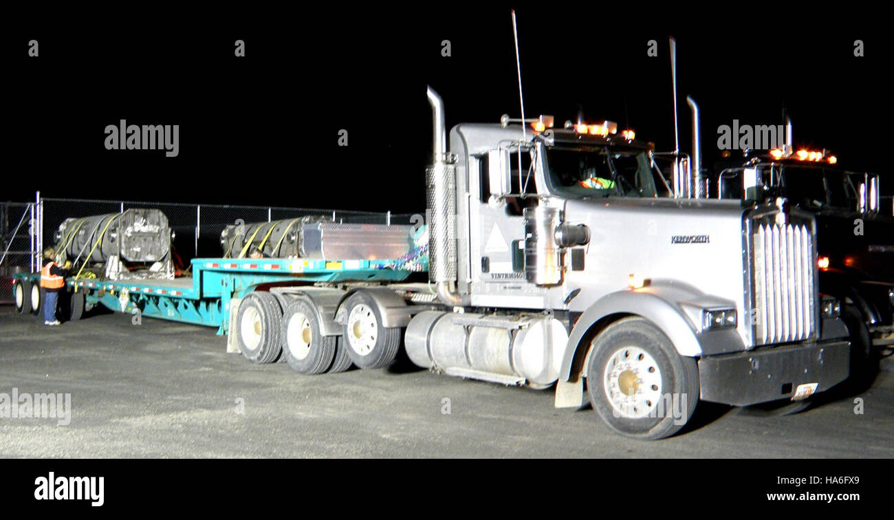Il completamento del trasferimento finale di rifiuti transuranici in Idaho, ai sensi della legge sul recupero, segna una pietra miliare significativa nella bonifica ambientale. Tale sforzo mirava a ridurre la contaminazione radioattiva e a garantire pratiche di gestione dei rifiuti più sicure per il futuro. Foto Stock