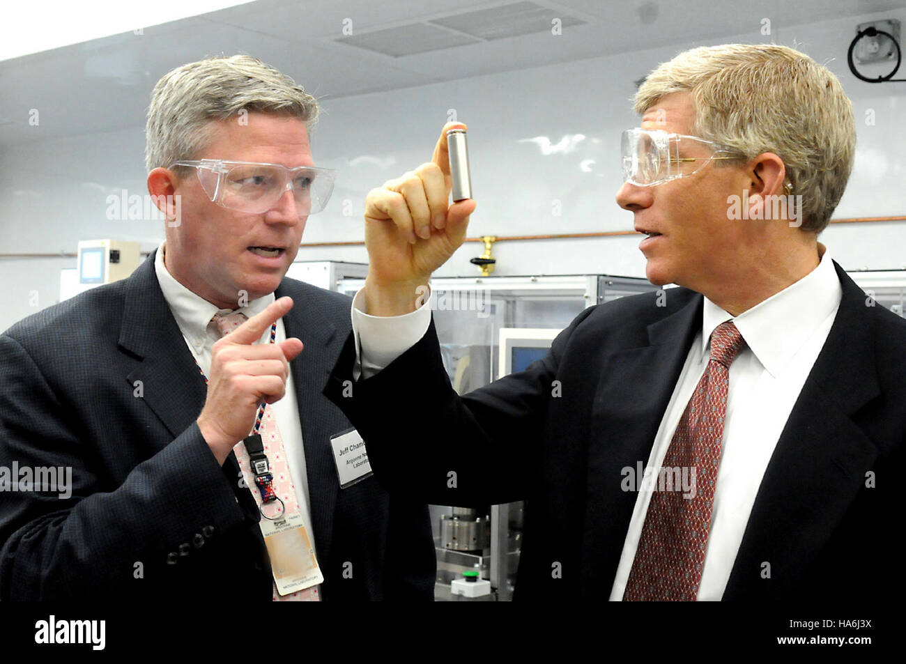 Il progetto 389 045 002 del Dipartimento dell'energia degli Stati Uniti si concentra sul progresso della ricerca nelle tecnologie energetiche, con particolare attenzione alle soluzioni per l'energia pulita. Il progetto contribuisce agli obiettivi della nazione di produzione energetica sostenibile e mitigazione dei cambiamenti climatici. Foto Stock