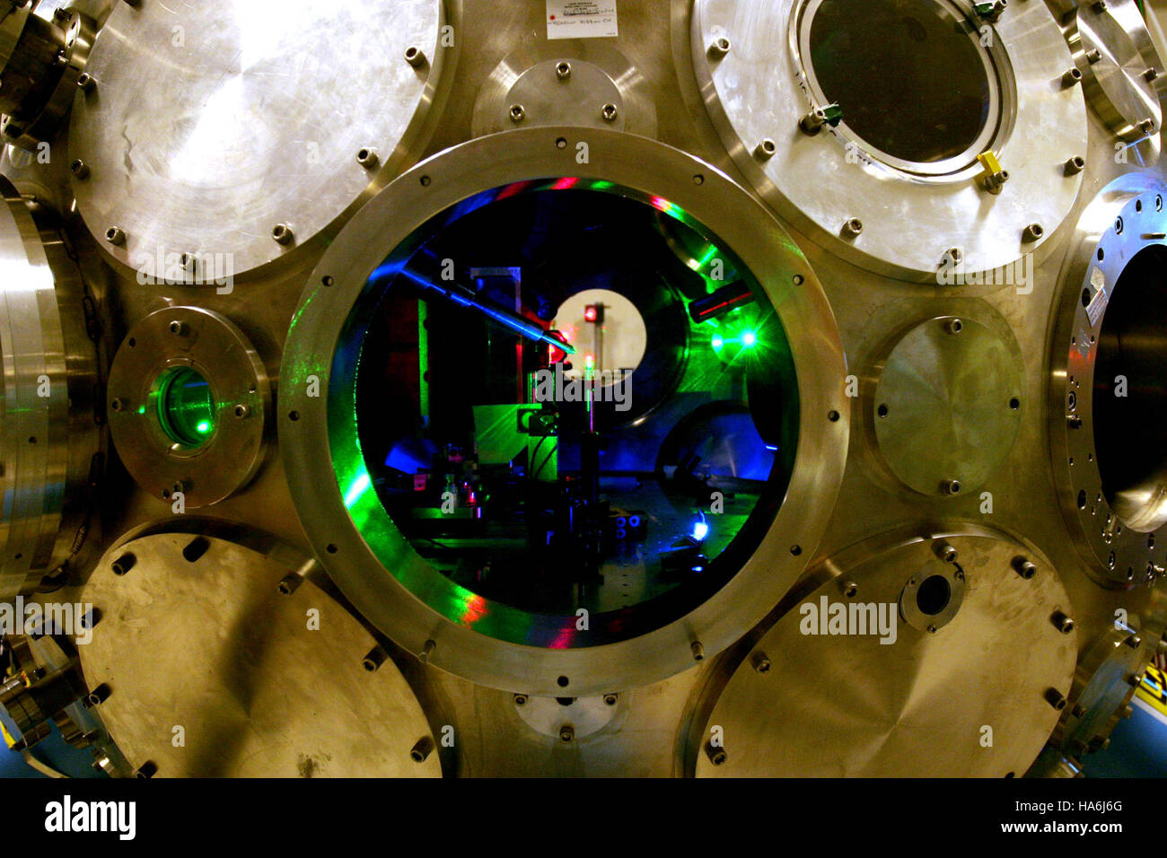 Questa immagine raffigura un progetto sostenuto dal Dipartimento dell'energia volto a far progredire le tecnologie dell'energia pulita e a ridurre l'impatto ambientale. Gli sforzi del Dipartimento si concentrano sulla garanzia di un futuro sostenibile attraverso l'innovazione e la riforma della politica energetica. Foto Stock