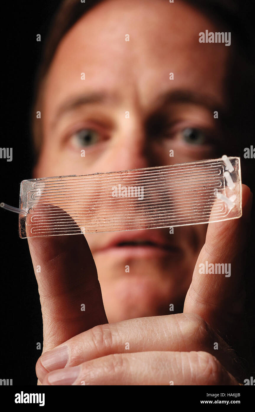 Il Dipartimento dell'energia continua a concentrarsi sulla politica energetica, sulla scienza ambientale e sullo sviluppo di tecnologie innovative per affrontare il cambiamento climatico e la sicurezza energetica. Svolge un ruolo centrale nella definizione della strategia energetica degli Stati Uniti e nel progresso delle alternative energetiche pulite. Foto Stock