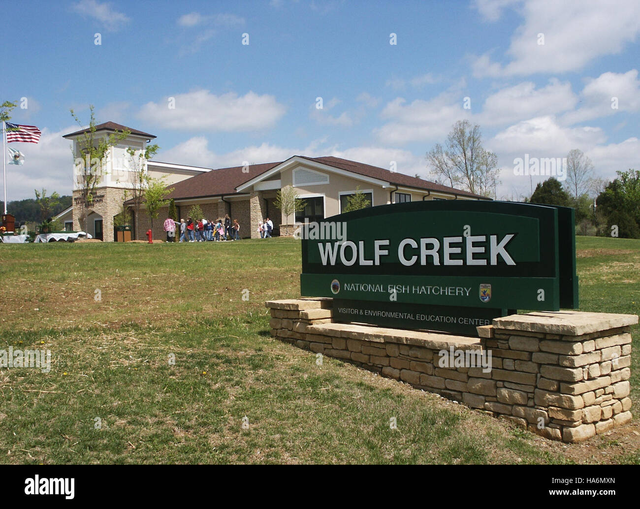 8047282724 eddiesfisheriesfws Wolf Creek NFH (KY) nuovo centro visitatori e di educazione ambientale bldg. Foto Stock