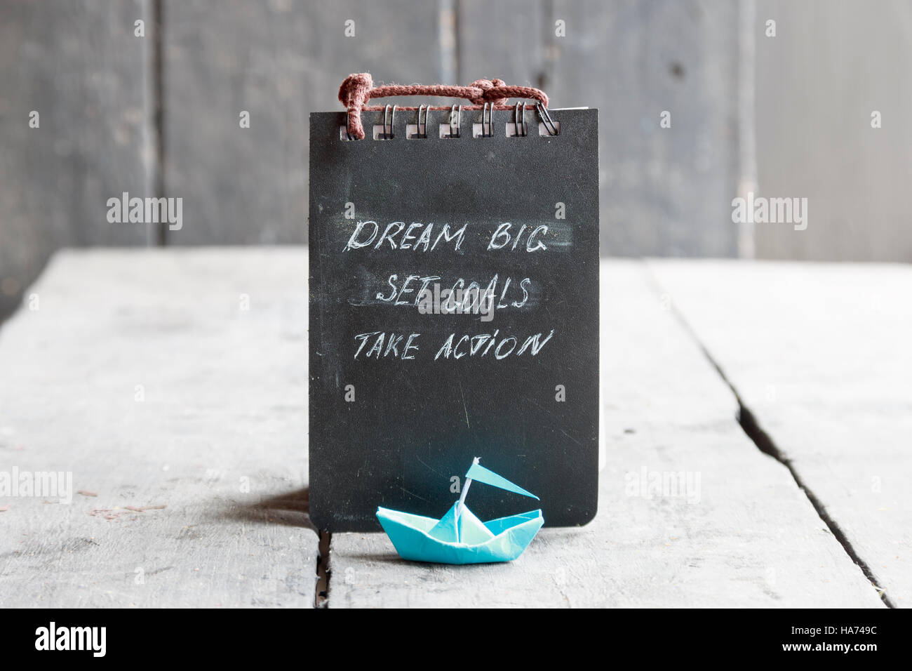 Grande Sogno, impostare obiettivi agire sulla lavagna scritto, start up idea Foto Stock