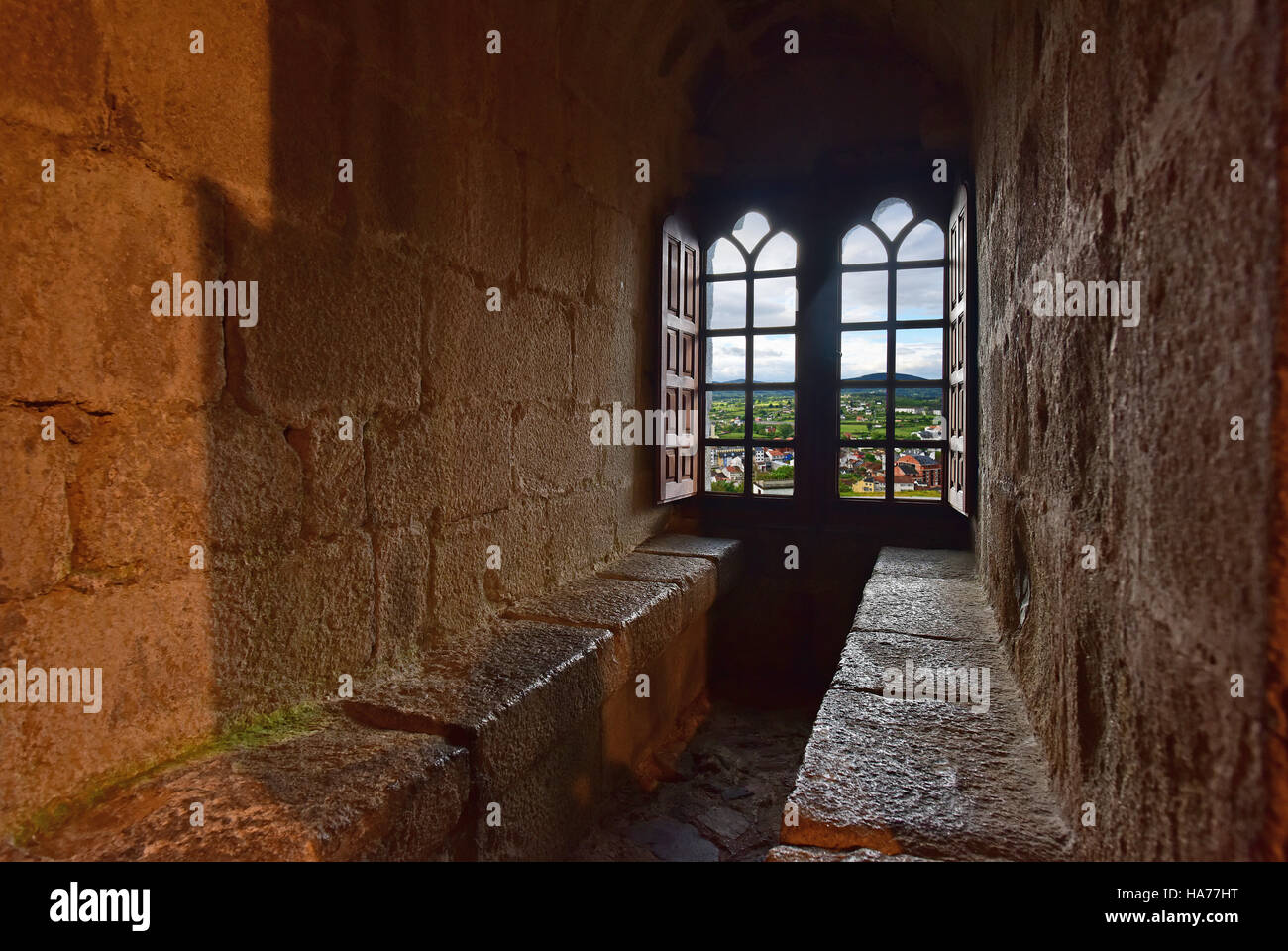 Cella nella torre del Castello Spagnolo. Foto Stock