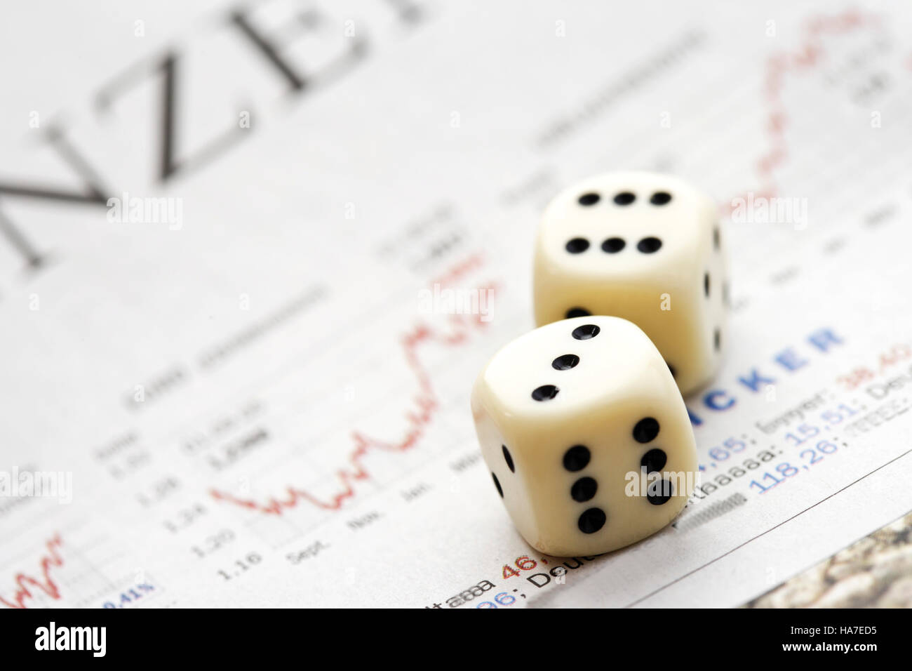 Bianco, dei dadi 6 e 3 pips, stock preventivi, immagine simbolica Foto Stock