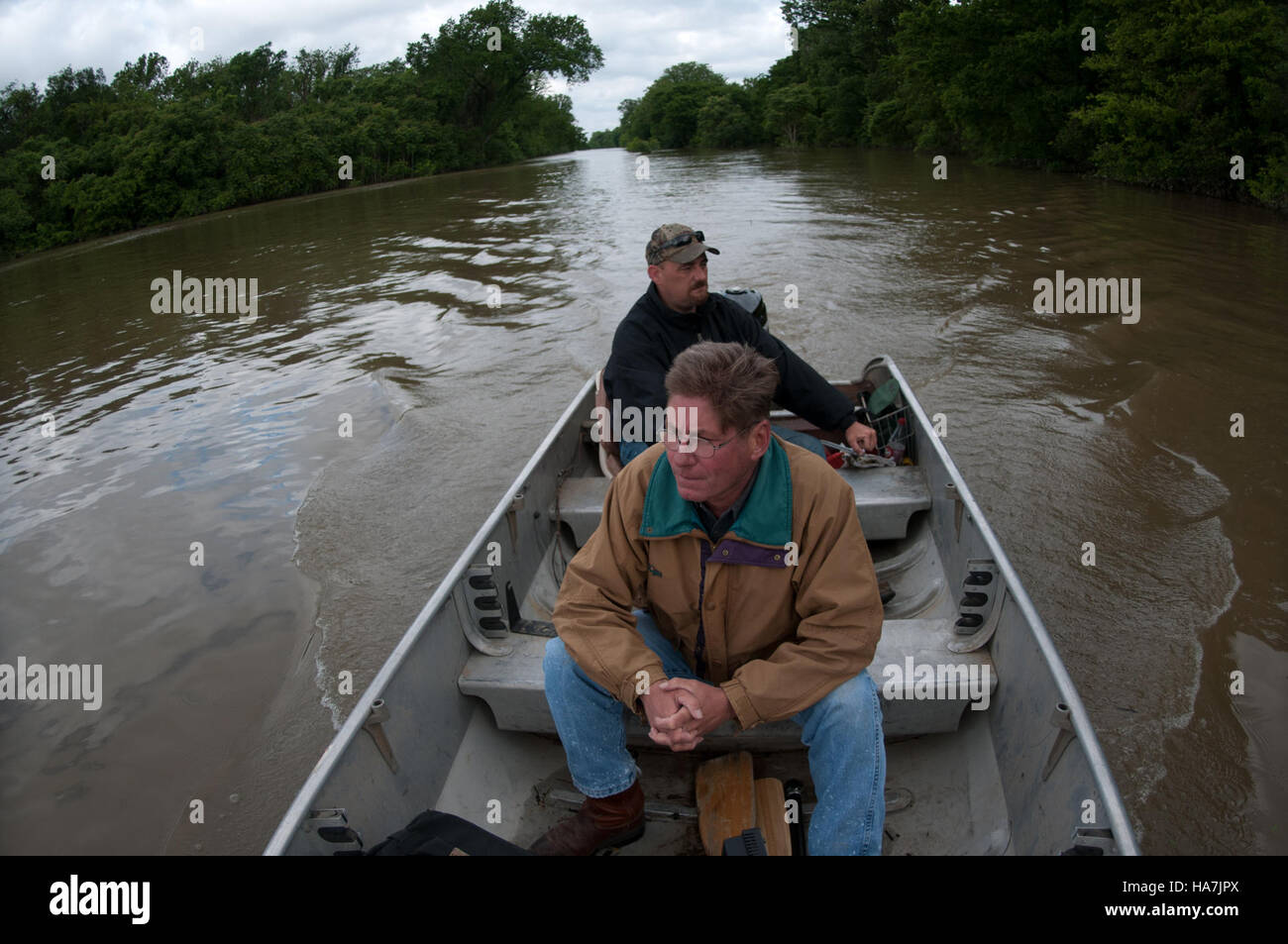 Le iniziative dell'USDA nello sviluppo rurale si concentrano sul miglioramento delle pratiche agricole sostenibili in regioni come Goochland e Memphis, Virginia. Questi sforzi includono la promozione del bestiame allevato al pascolo come bovini, ovini e pollame, insieme a sforzi di conservazione che proteggono le fonti idriche locali e migliorano la gestione delle inondazioni attraverso recinzioni elettrificate e la gestione del territorio naturale. Foto Stock