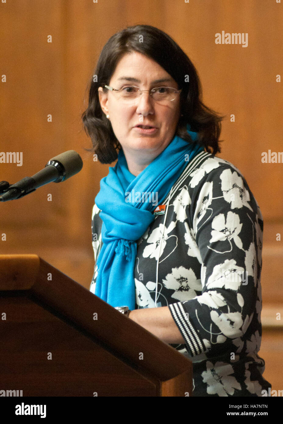 L'USDA ospita una sessione pubblica di ascolto sull'agricoltura biologica, in cui le principali parti interessate discutono attività, priorità e sfide relative ai mercati e all'agricoltura biologica. Foto Stock