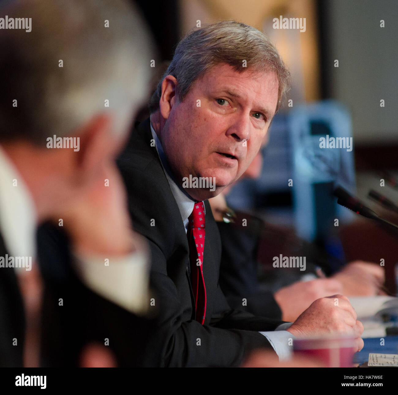 Il governatore Beebe e il governatore Haslam alla riunione della National Governors Association (NGA), dove hanno discusso le politiche relative all'agricoltura a livello statale, allo sviluppo economico e alla collaborazione governativa per il benessere pubblico. Foto Stock