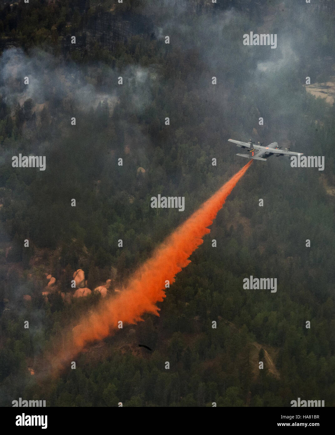 U.S. Air Force Combat camera Squadron SSgt. Stephany Richards cattura immagini degli esercizi di addestramento della Guardia Nazionale dello Utah. La sessione di formazione dimostra il costante impegno dell’esercito a favore della preparazione e della protezione ambientale attraverso una gestione responsabile del territorio. Foto Stock