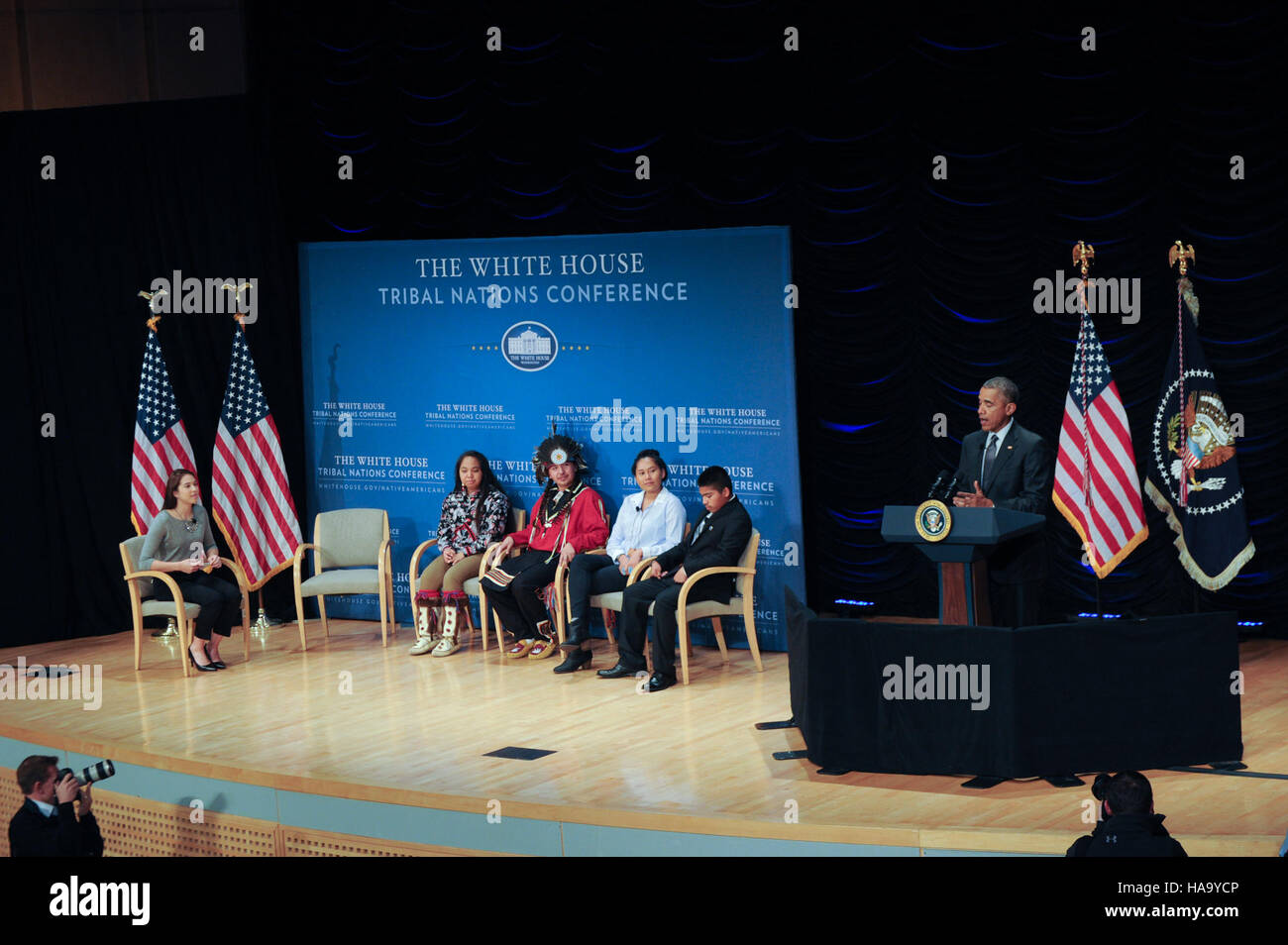 Questa immagine del Dipartimento degli interni evidenzia l'intersezione tra politica governativa, gestione delle risorse naturali e conservazione all'interno dei parchi nazionali degli Stati Uniti. Foto Stock