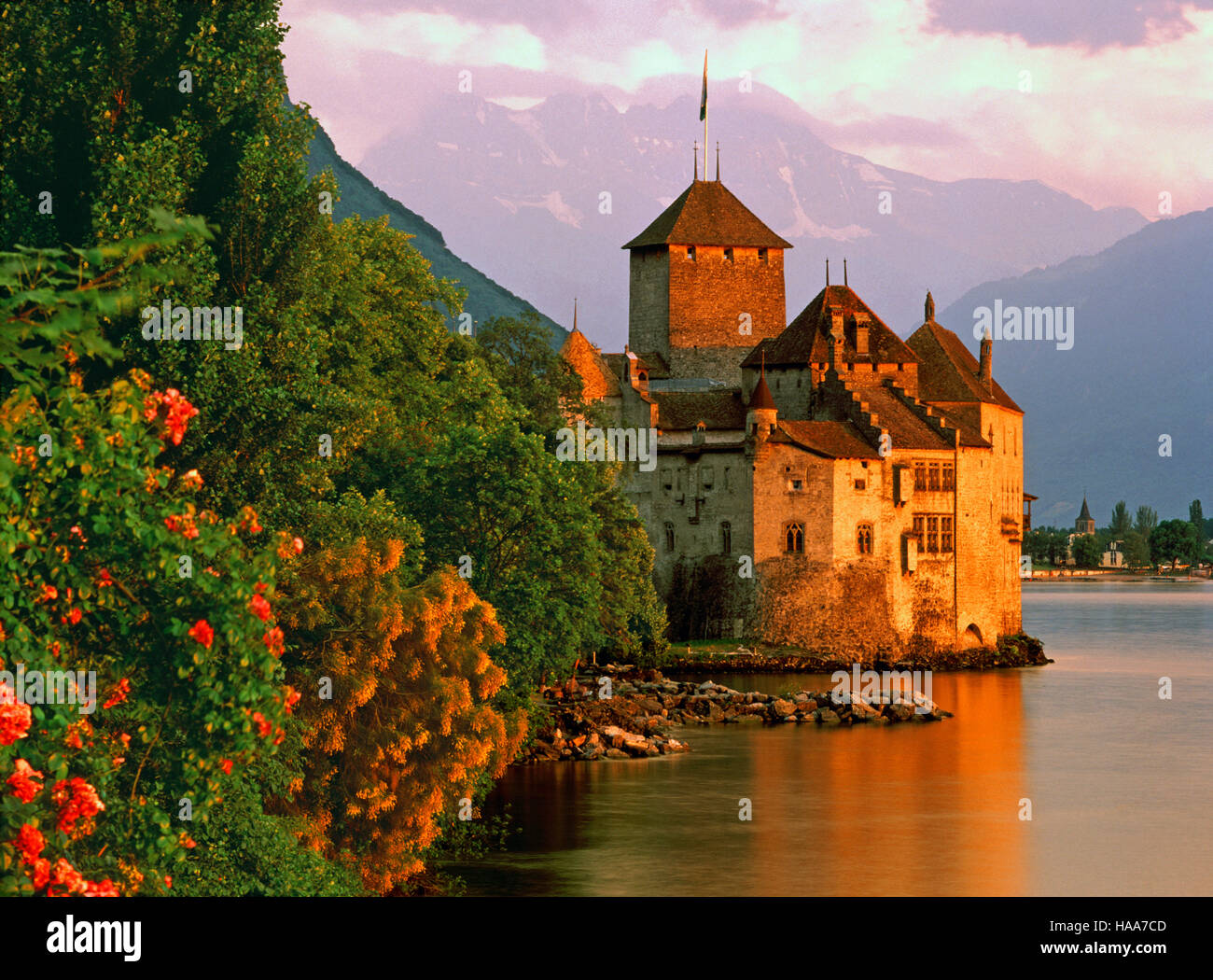 Chateau du Chillon, sul Lago di Ginevra, Veytaux, Montreux, Vaud, Svizzera Foto Stock