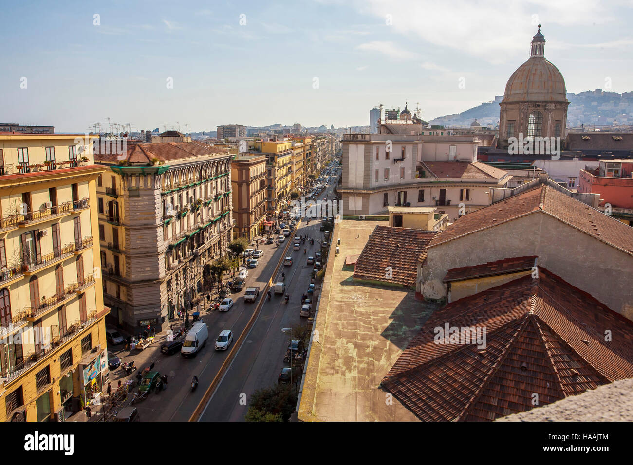 Vista sui tetti di Napoli città, Italia, Europa Foto Stock