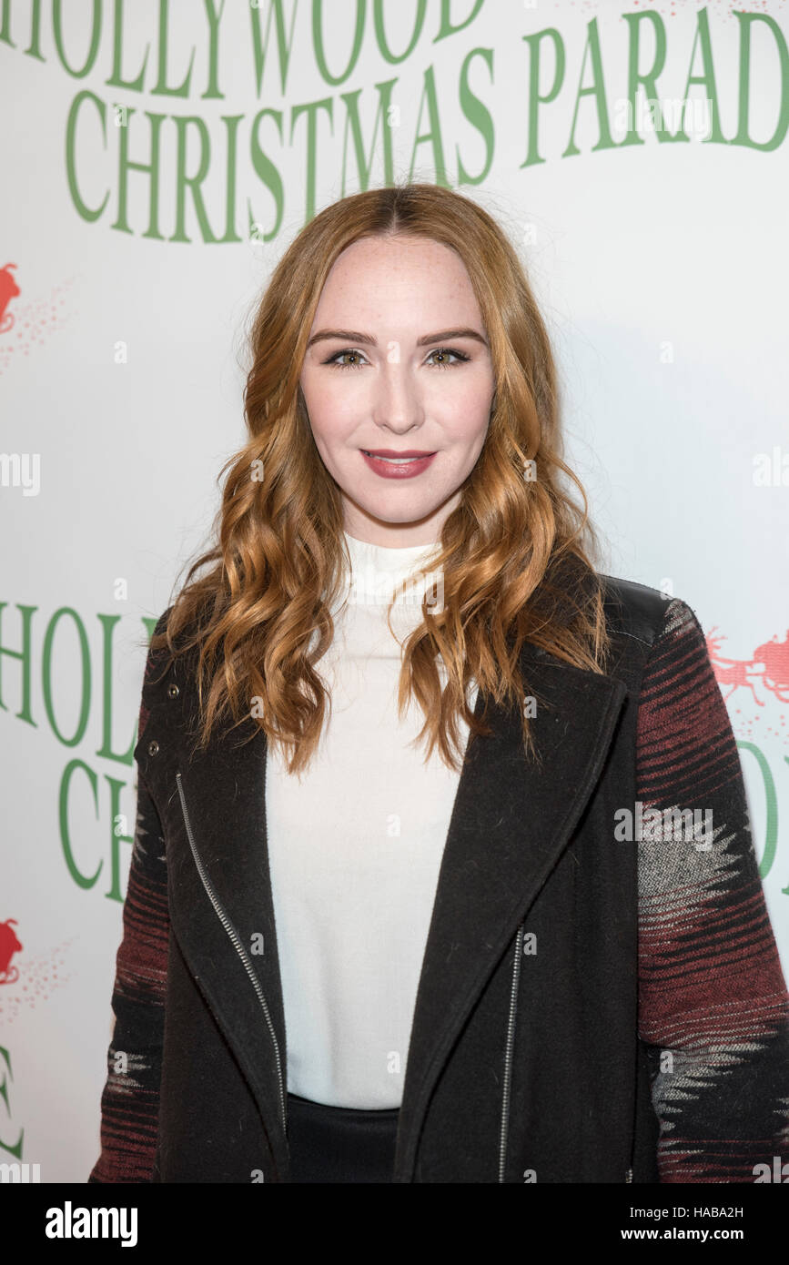 Hollywood, Stati Uniti d'America. 27 Nov, 2016. Camryn Grimes arriva a ottantacinquesimo Hollywood annuale parata natalizia di novembre 27th, 2016 in Holllywood, California. © foto di accesso/Alamy Live News Foto Stock