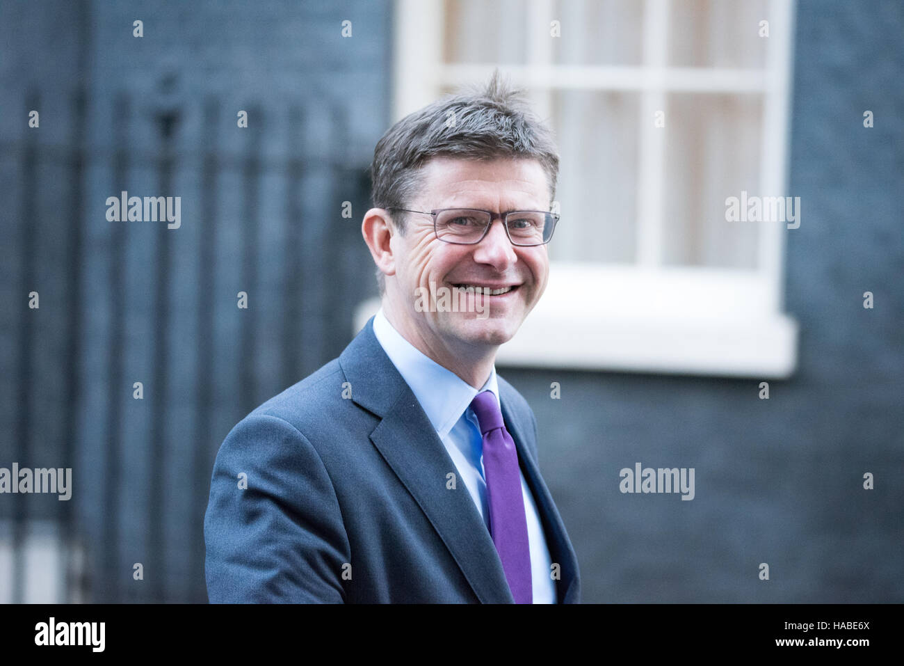 Londra, Regno Unito. Il 29 Novembre, 2016. Greg Clark Brusiness Segretario, foglie di Downing Street. Credito: Ian Davidson/Alamy Live News Foto Stock