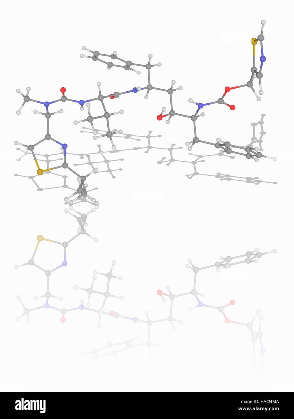 Il ritonavir. Il modello molecolare dei farmaci antiretrovirali di ritonavir (C37.H48.N6.O5.S2), un inibitore della proteasi usato per il trattamento di HIV (virus dell'immunodeficienza umana) infezione. Gli atomi sono rappresentati da sfere e sono codificati a colori: carbonio (grigio), Idrogeno (bianco), Azoto (blu), Ossigeno (rosso) e zolfo (giallo). Illustrazione. Foto Stock
