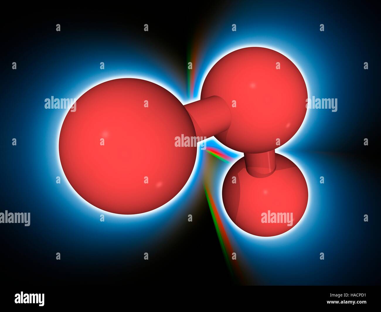 L'ozono. Il modello molecolare del gas triatomic ozono (O3), un potente ossidante (agente ossidante) e aria inquinante, con effetti nocivi sul sistema respiratorio. Gli atomi sono rappresentati da sfere e sono codificati a colori: ossigeno (rosso). Illustrazione. Foto Stock