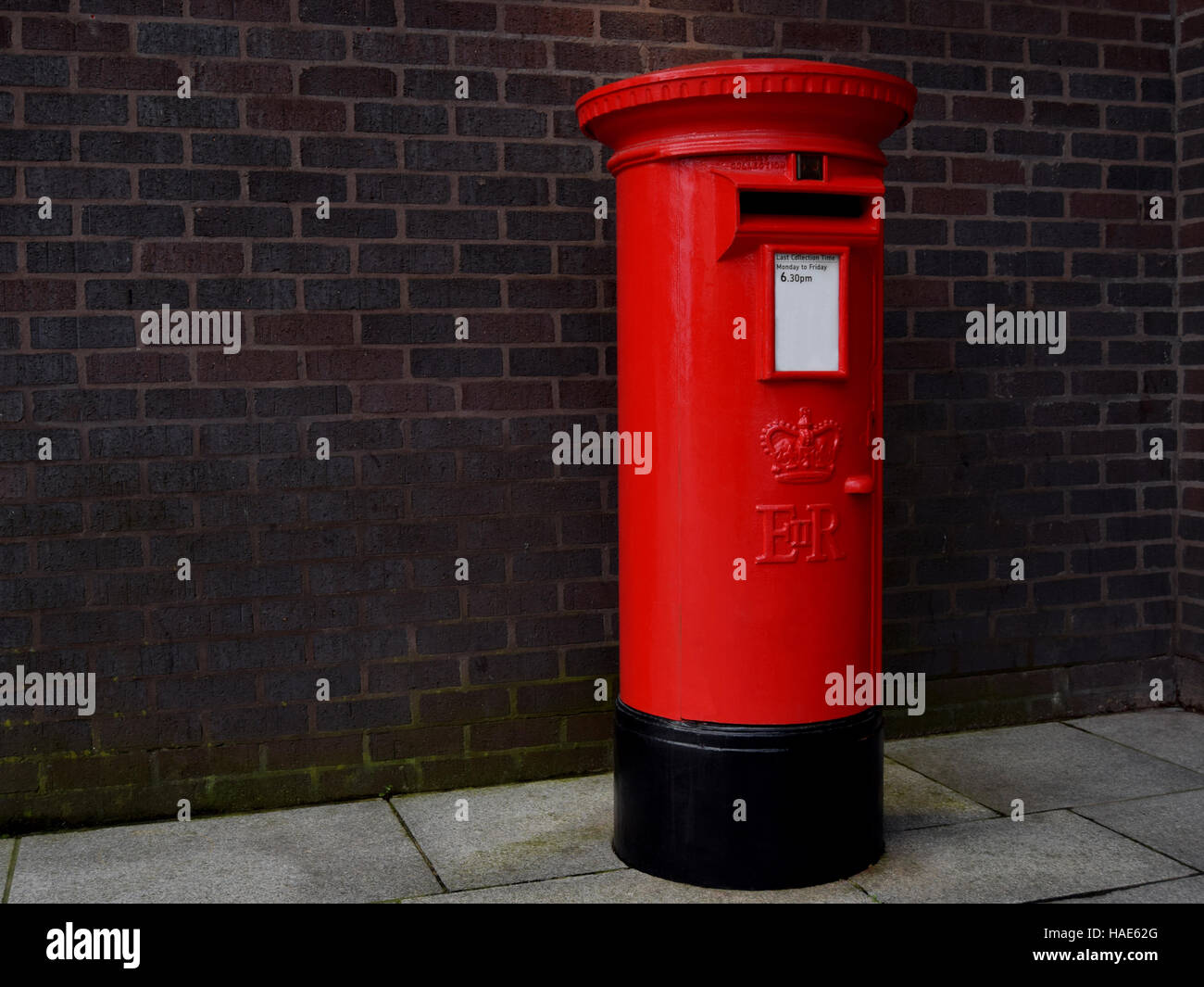 Casella rossa nel centro della città di Birmingham Foto Stock