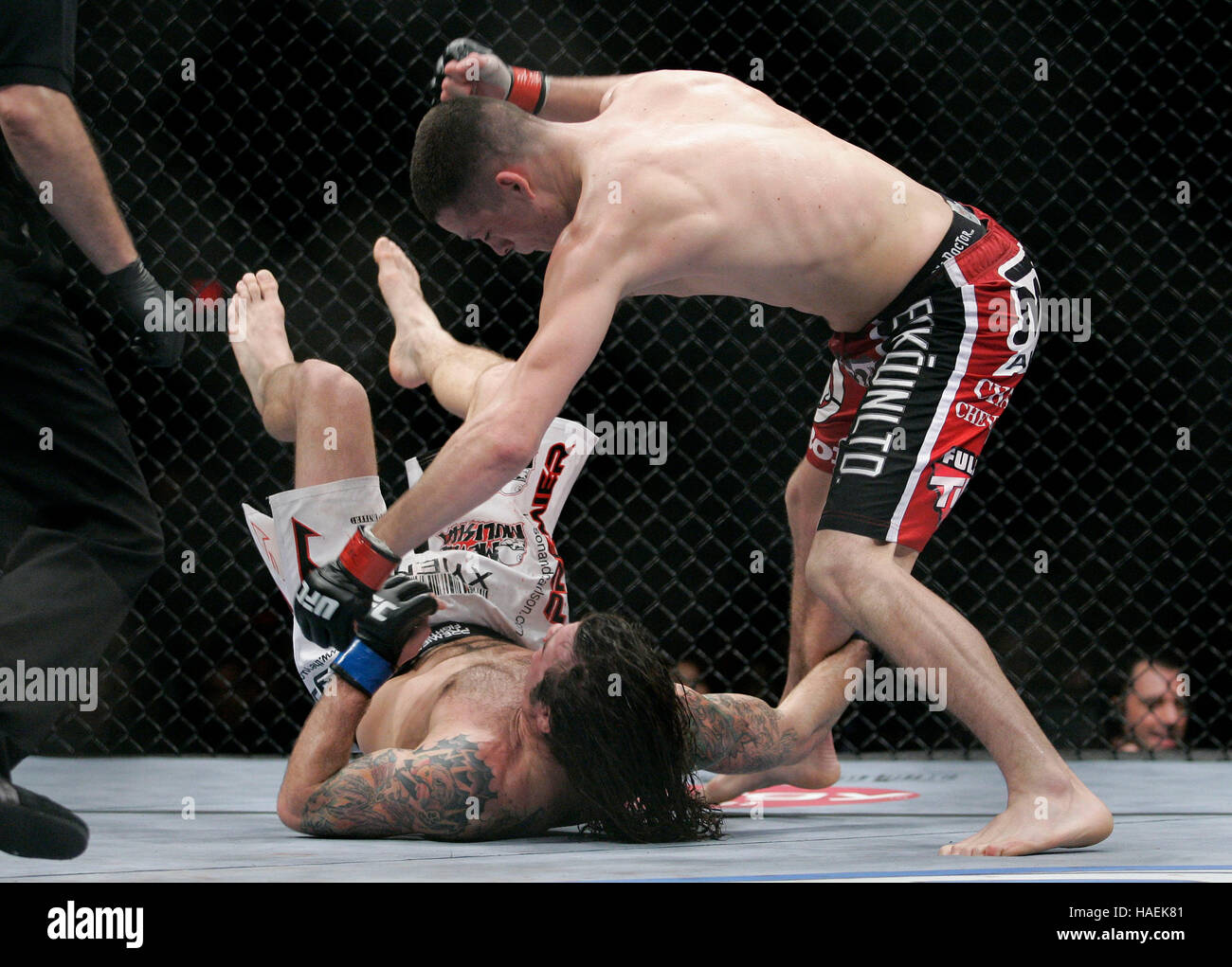 Guida di argilla, sinistra e Nate Diaz lotta all'UFC 94 a MGM Grand Arena, il 31 gennaio 2009 a Las Vegas, NV. Francesco Specker Foto Stock