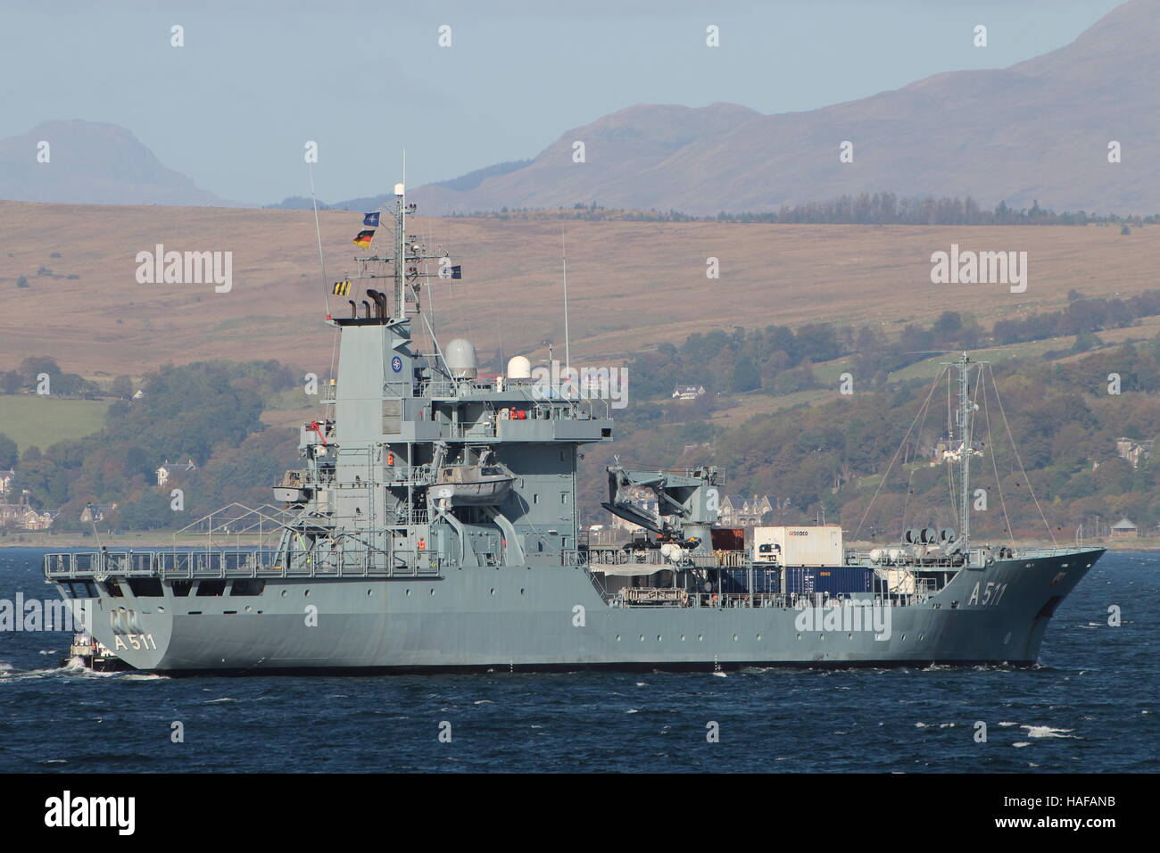 FGS Elba (A511), un Elbe-classe (Tipo 404) Gara della marina tedesca, sul suo arrivo per esercitare congiuntamente il guerriero 16-2. Foto Stock