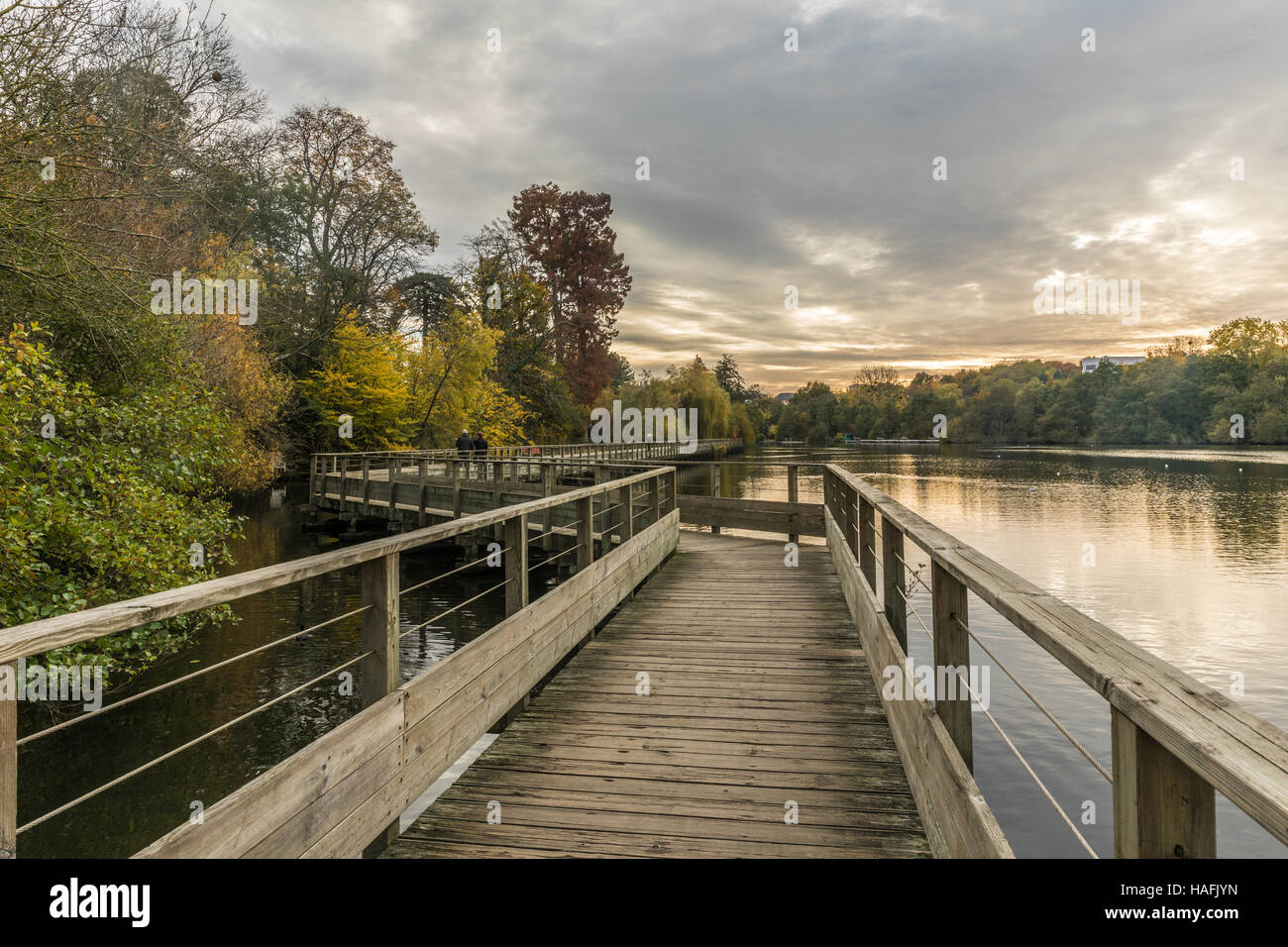 Passerella sul fiume Erdre Foto Stock
