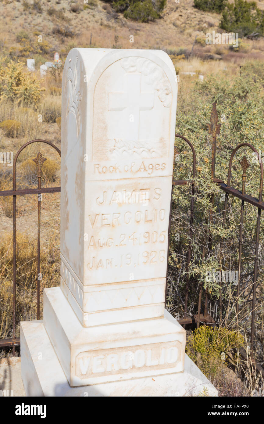 Tomba di pietra di marcatore ferro Cerrillos, Nuovo Messico Foto Stock