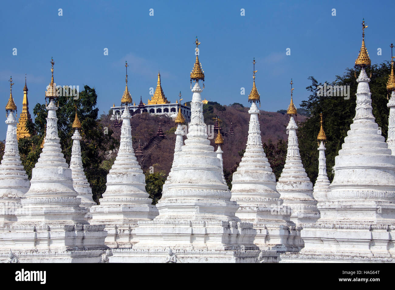 Il Sanda Muni tempio buddista nella città di Mandalay in Myanmar (Birmania). Foto Stock