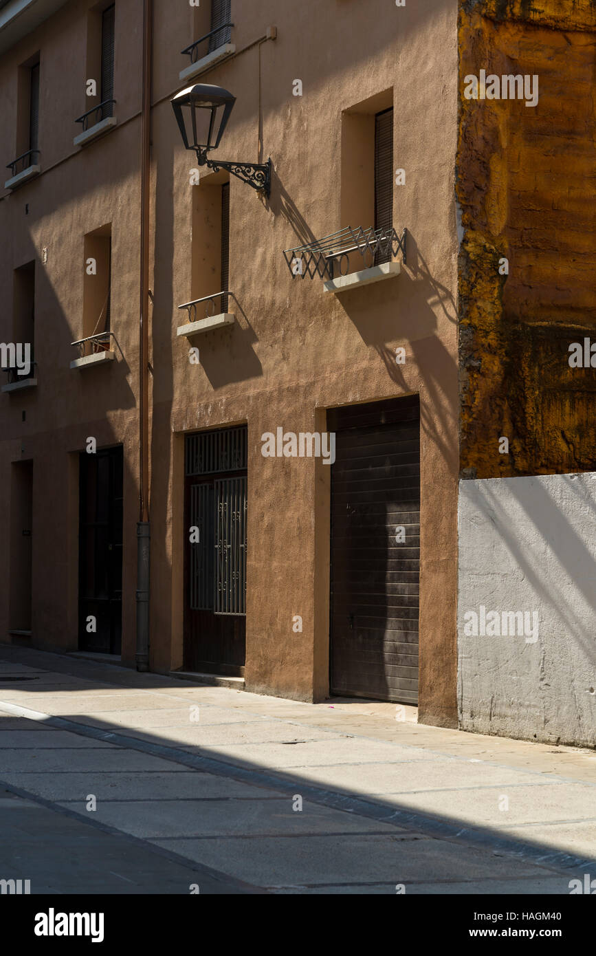 Strada atmosferica, Estella regione Navarra, Spagna settentrionale Foto Stock