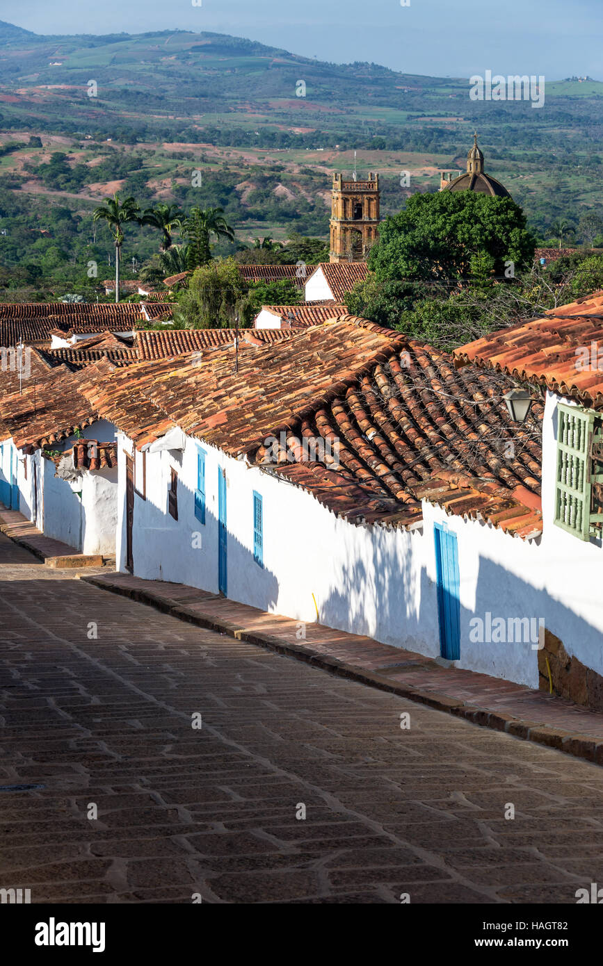 Vista verticale del villaggio coloniale di Barichara, Colombia Foto Stock