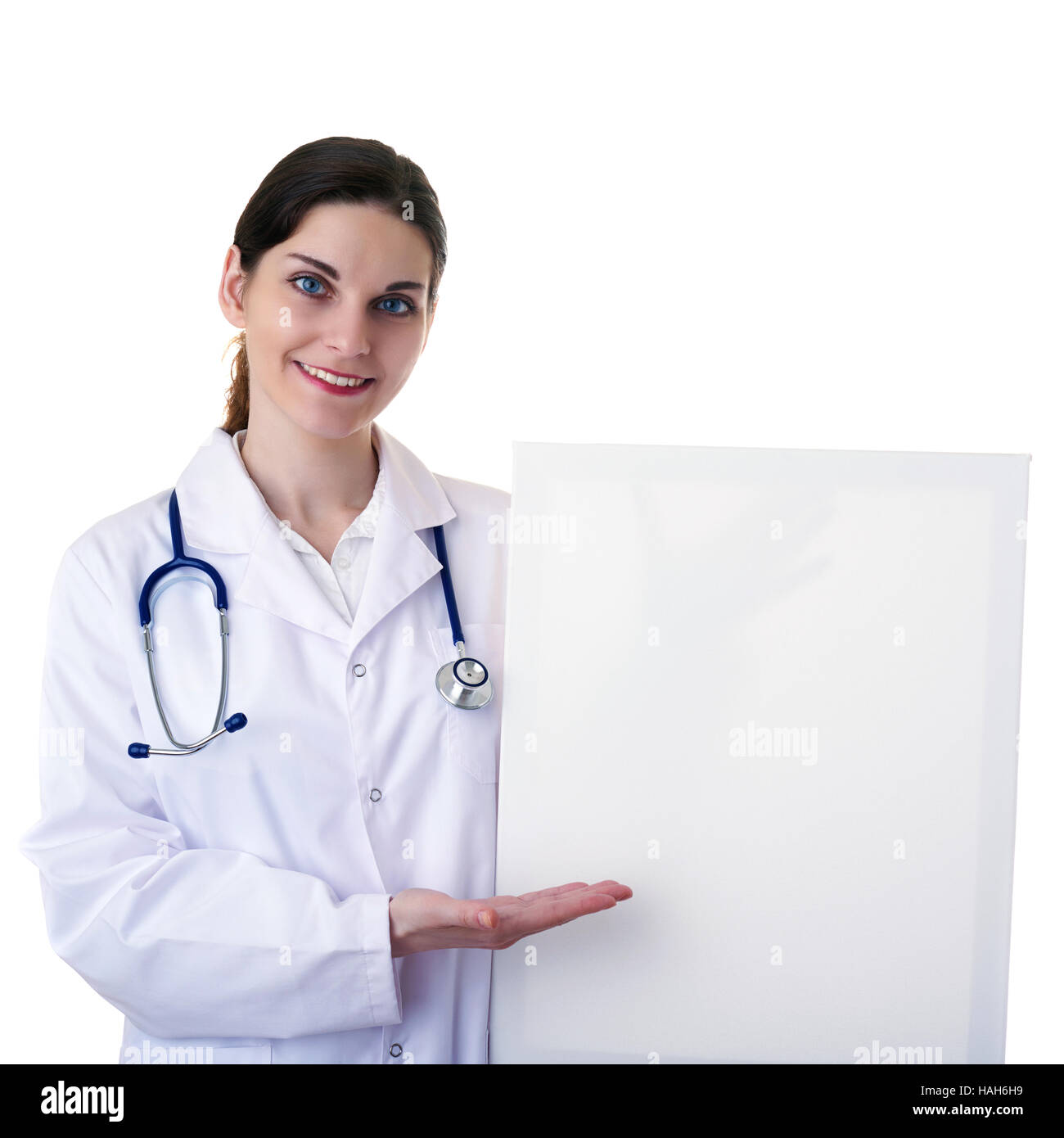 Femmina assistente medico scienziato in camice bianco su sfondo isolato Foto Stock