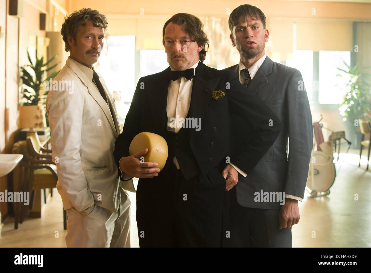 Gli uomini e il pollo Maend & hons Anno : 2015 Danemark / Germania Direttore : Anders Thomas Jensen Mads Mikkelsen,Soren Malling, Nikolas giacciono Kaas Foto Stock