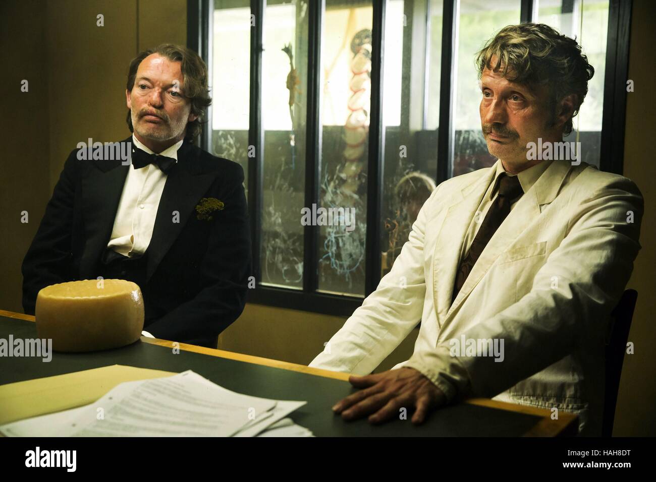 Gli uomini e il pollo Maend & hons Anno : 2015 Danemark / Germania Direttore : Anders Thomas Jensen Soren Malling, Mads Mikkelsen Foto Stock