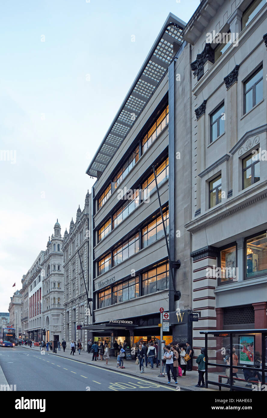 Waterstones book shop Piccadilly, Londra. Stock architettonica, vari, Regno Unito. Architetto: n/a, 2016. Foto Stock