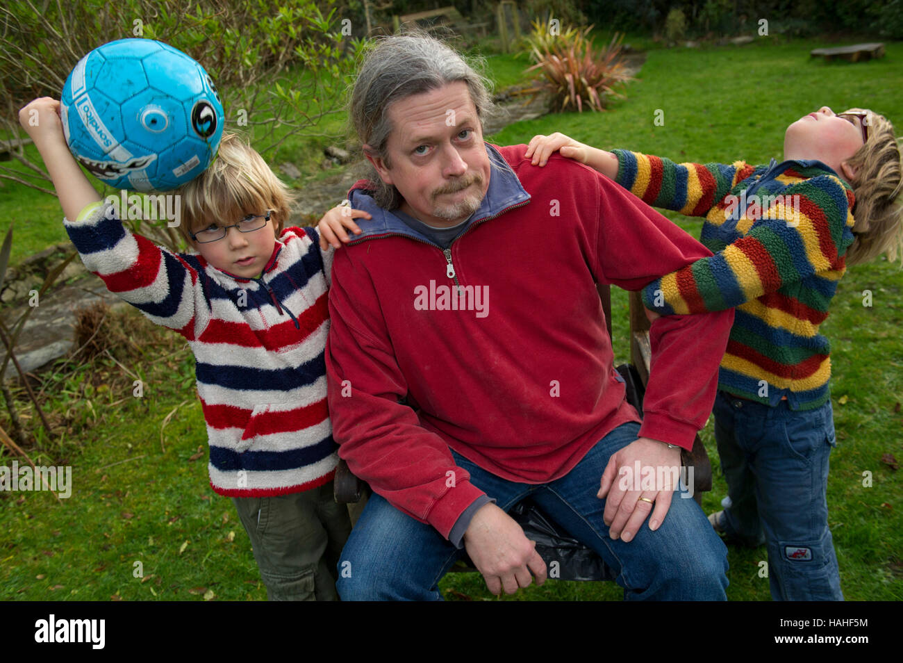 Pete croce, un unico padre con i suoi due figli gemelli ben (sinistra) e Seth (destra) Foto Stock