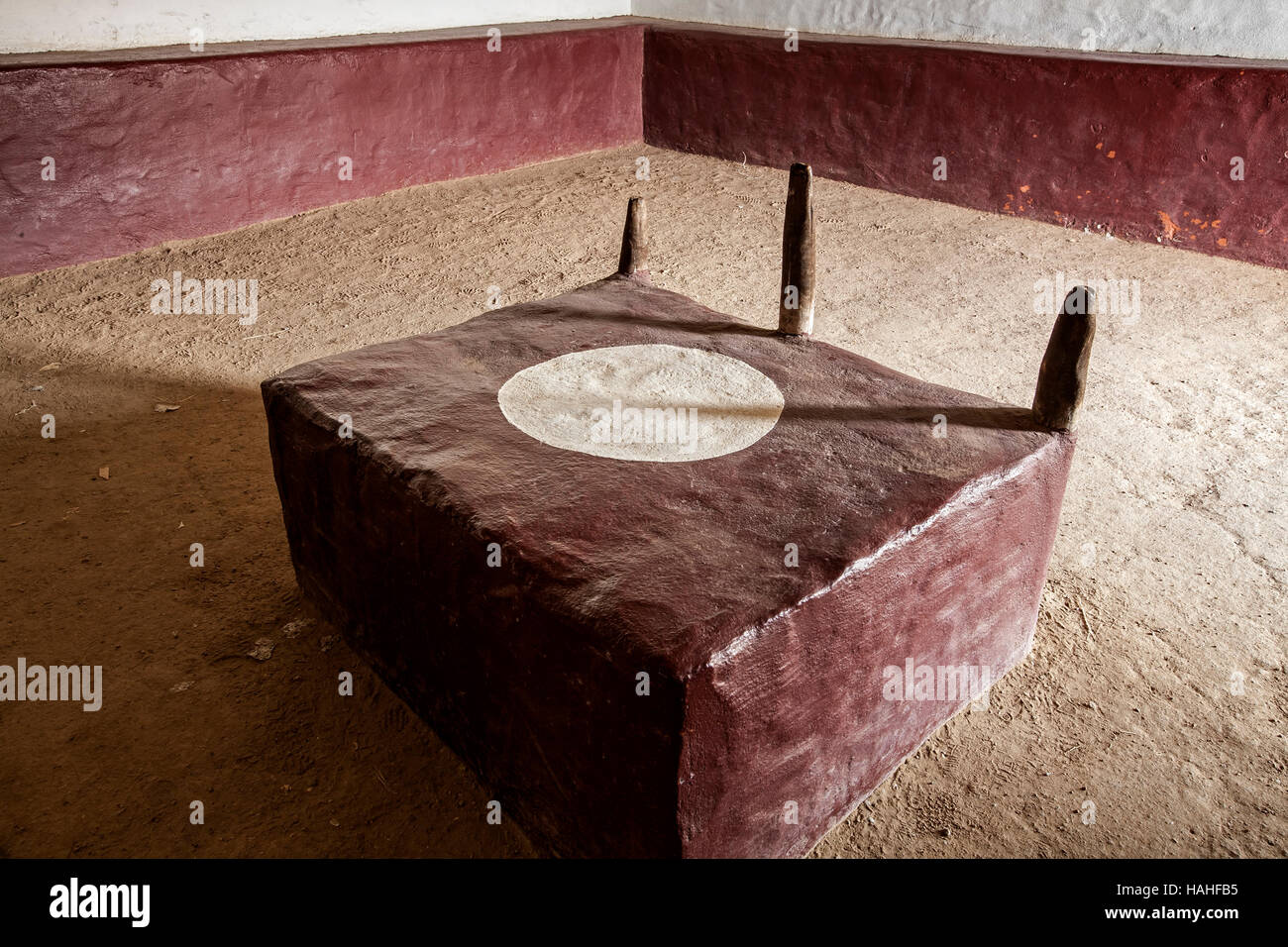 Piattaforma, interno della grande kiva (ricostruito), Aztec Ruins National Monument, azteca, Nuovo Messico USA Foto Stock