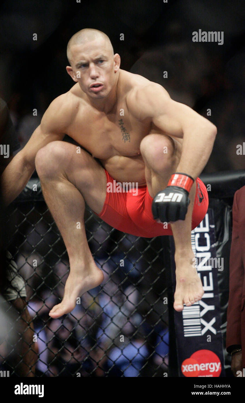 Georges St-Pierre durante UFC 100 al Mandalay Bay Events Centre sulla luglio 11, 2009 a Las Vegas, Nevada. Francesco Specker Foto Stock
