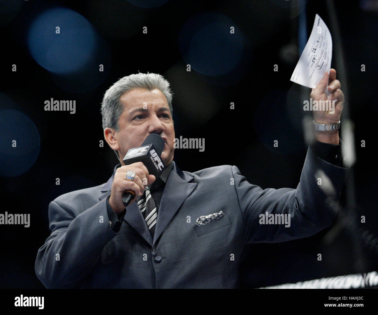 Bruce Buffer durante UFC 100 al Mandalay Bay Events Centre sulla luglio 11, 2009 a Las Vegas, Nevada. Francesco Specker Foto Stock