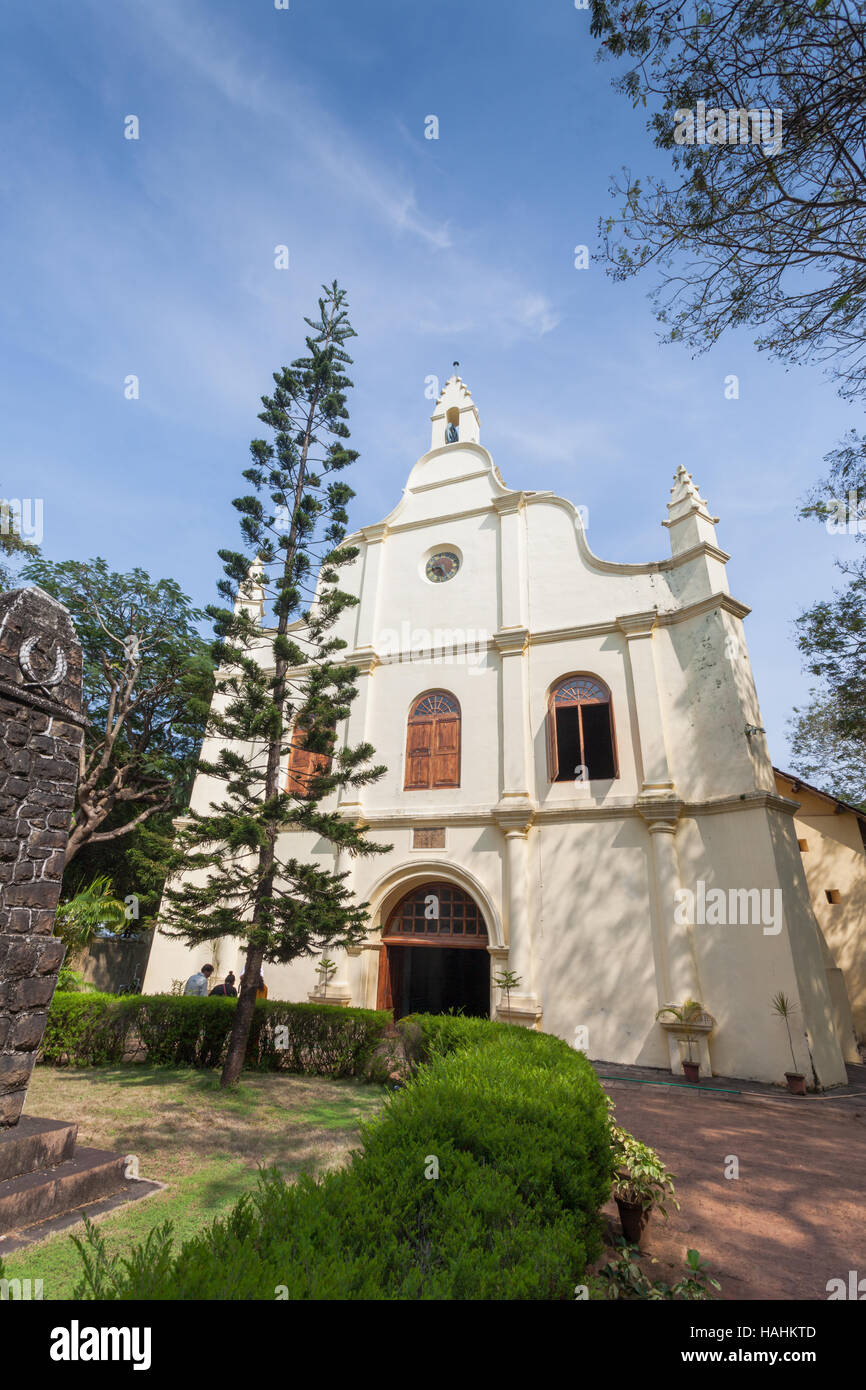 Chiesa di San Francesco, Kochi, (Cochin) India, una volta luogo di sepoltura di Vasco de Gama, e la più antica chiesa cristiana in India. Foto Stock