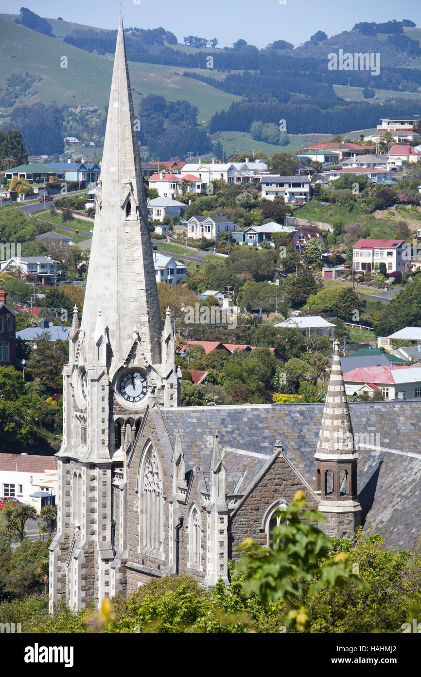 Il punto di vista della Chiesa Presbiteriana in Port Chalmers, il sobborgo della città di Dunedin (Nuova Zelanda). Foto Stock