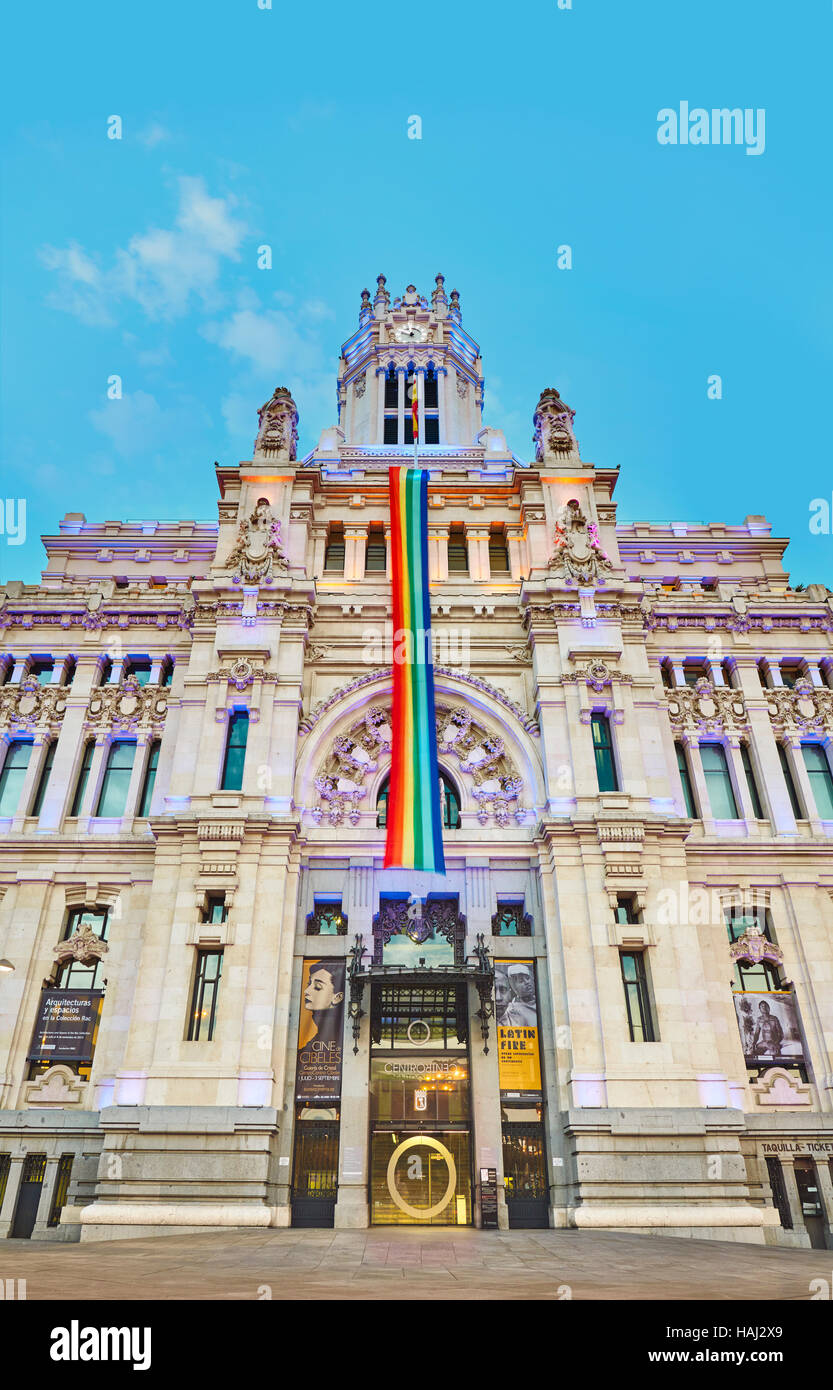 Madrid city hall nella sua nuova posizione,l'Cibele Palace, precedentemente noto come il palazzo della comunicazione, una volta che la sede del servizio postale. Madrid, Spa Foto Stock