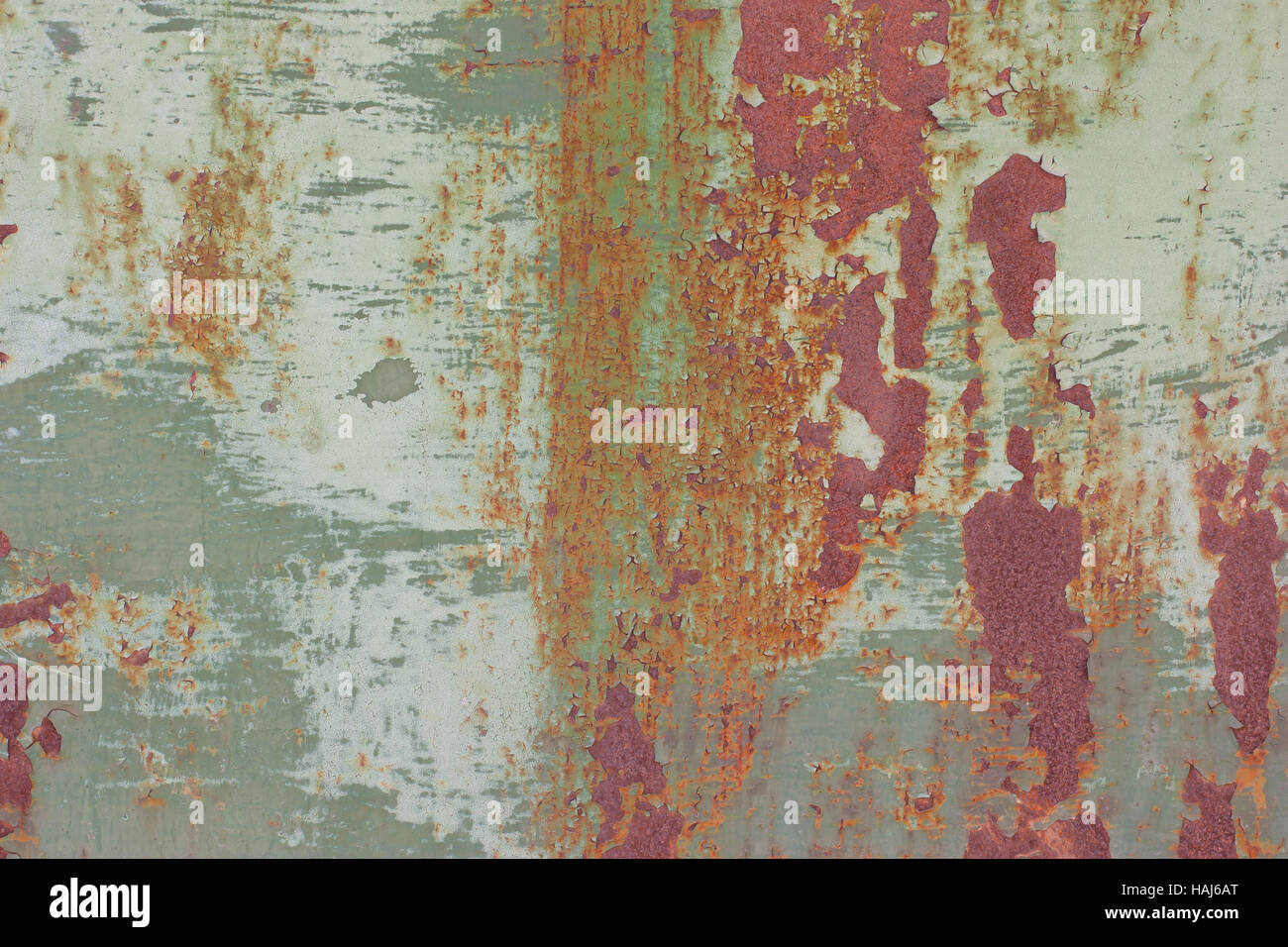 Vecchio arrugginito con peeling vernice verde, sfondo vintage Foto Stock