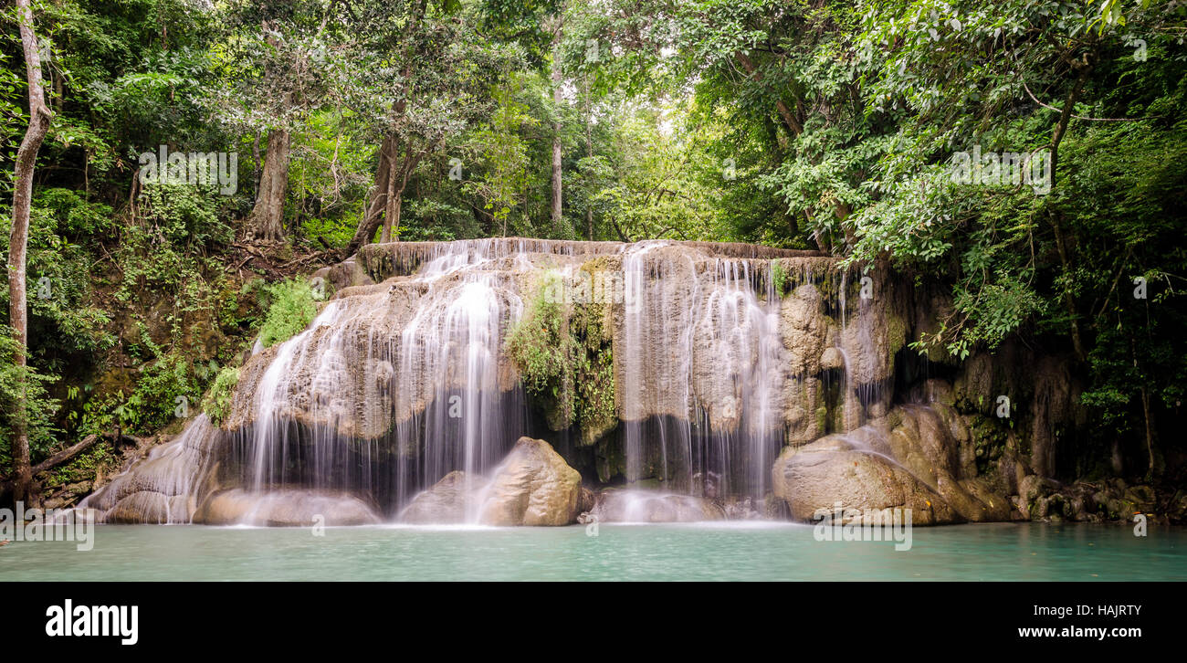 Cascate di Erawan (Thailandia) nel Parco Nazionale di Erawan Foto Stock