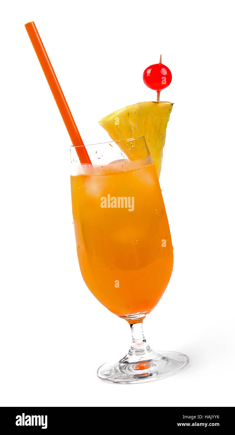 Bicchiere di orange cocktail tropicale isolata su bianco Foto Stock