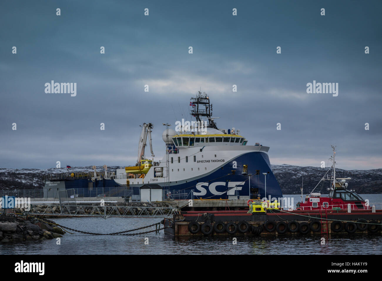 Vyacheslav Tikhonov, ricerca sismica nave ormeggiata a Kirkenes, Norvegia settentrionale. Foto Stock