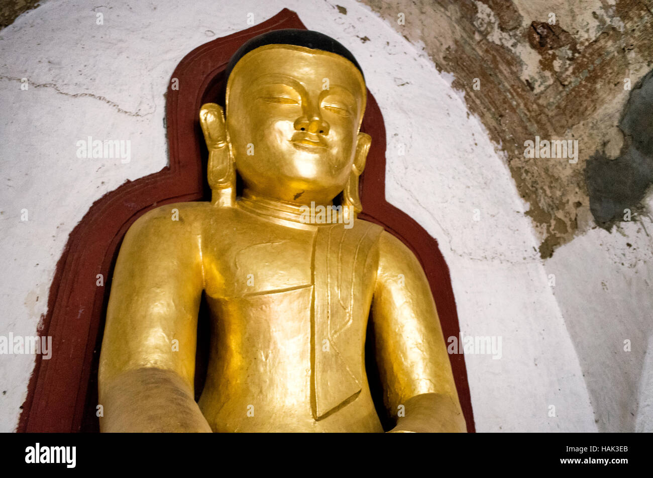 BAGAN, Myanmar (Birmania) - Costruita nel XII secolo, Thatbyinnyu tempio è uno dei più importanti templi a Bagan zona archeologica. Sorge adiacente al famoso tempio di Ananda. Bagan era la antica capitale del regno di pagane. Durante la sua altezza, dal IX al XIII secolo, oltre 10.000 templi buddisti e pagode furono costruite. Diverse migliaia di loro sopravvivono oggi. Foto Stock