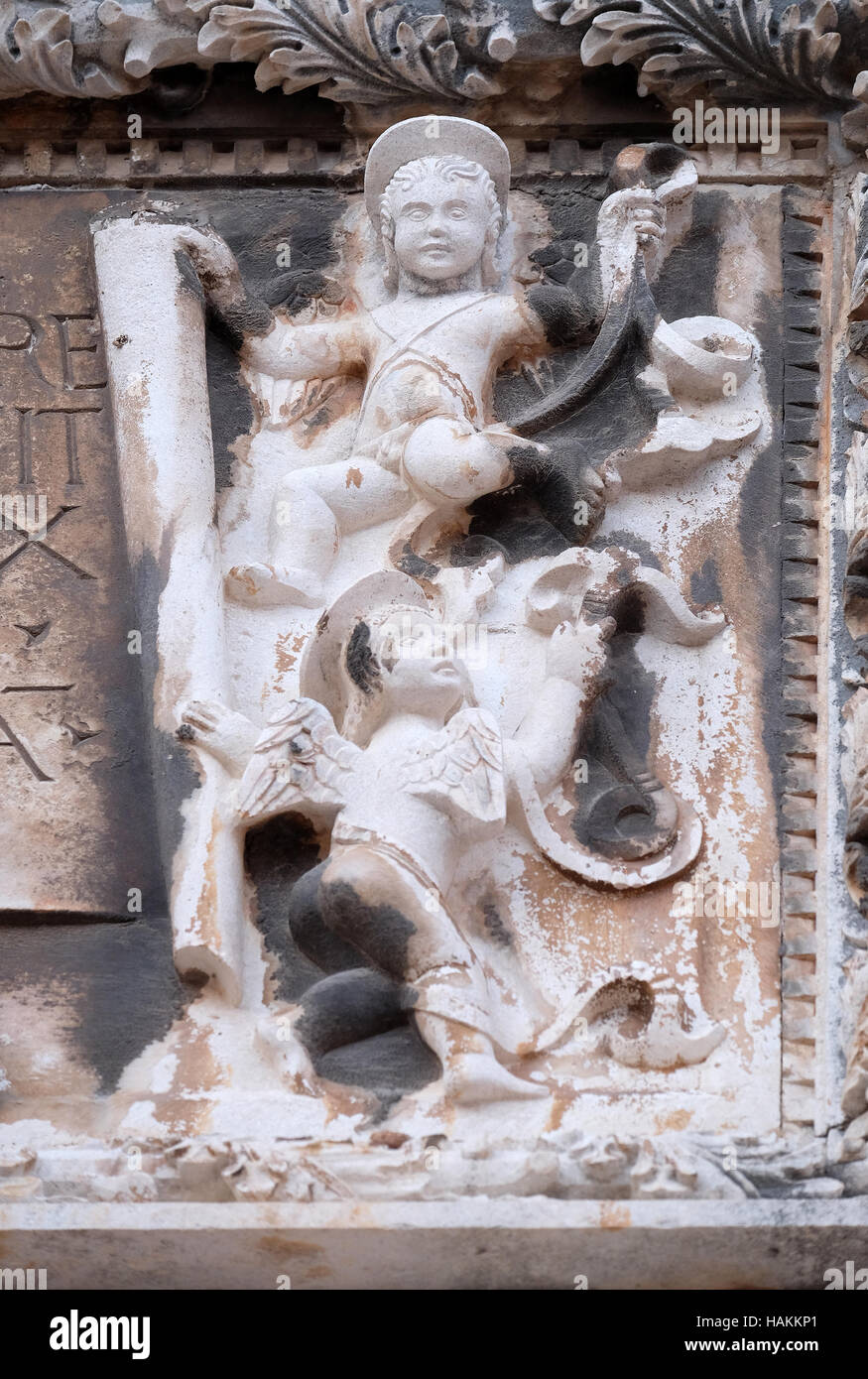 Angeli, portale di San Salvatore Chiesa di Dubrovnik, Croazia il 29 novembre 2015. Foto Stock