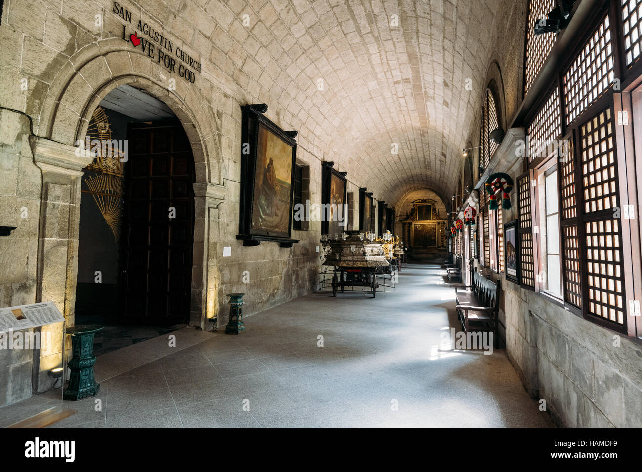 Manila, Filippine - 30 Novembre 2016: San Agustin Chiesa di Intramuros, Manila Filippine noi patrimonio UNESCO. Foto Stock