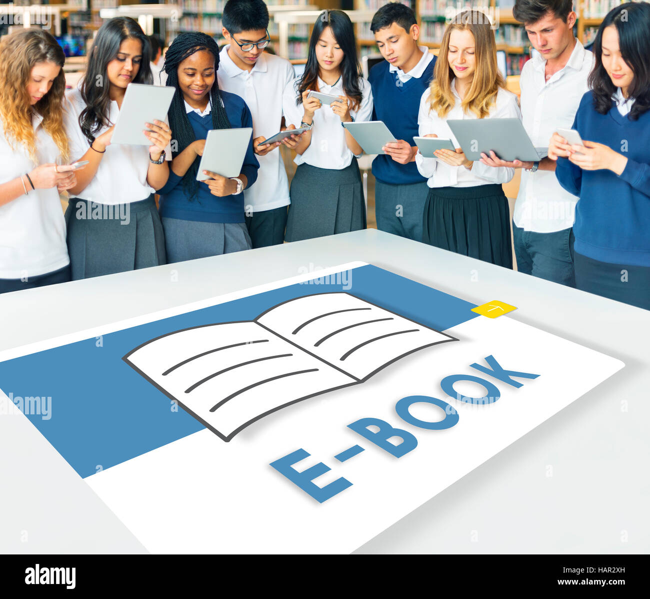 Aprire le pagine libro E-Book Online Learning Graphic Concept Foto Stock