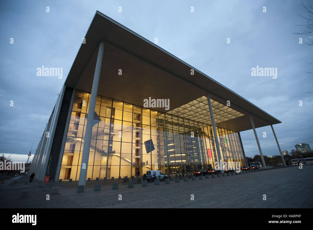 Paul-Loebe-Haus, facciata occidentale Foto Stock