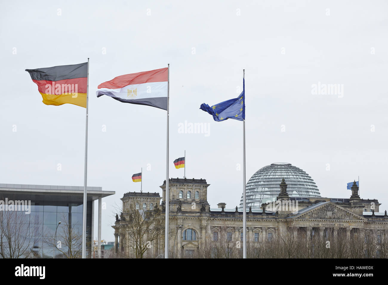 Merkel accoglie il presidente egiziano Mursi Foto Stock