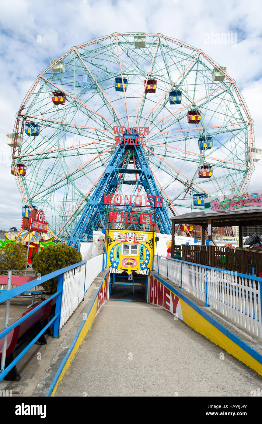 Il Luna Park, Wonder Wheel Foto Stock